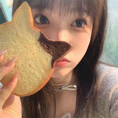 艾莎 封面